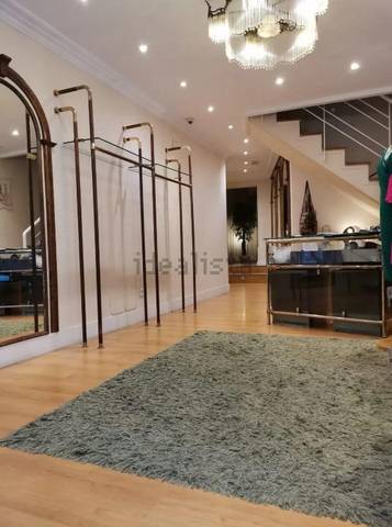 Local comercial en Alquiler en Centro