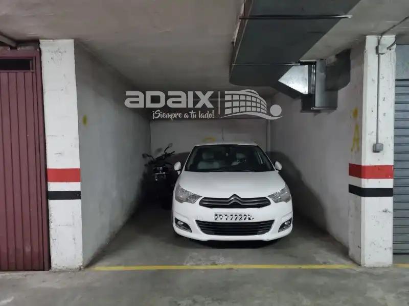 Parcheggio in vendita a Poleares