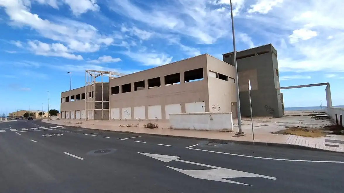 Vista exterior de Edifici en venda en Castillo del Romeral - Juan Grande