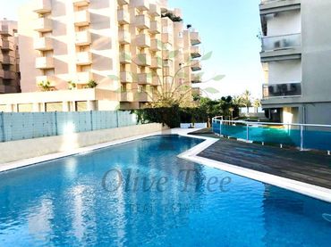 Duplex con ascensore in vendita a Marina Botafoc - Platja de Talamanca
