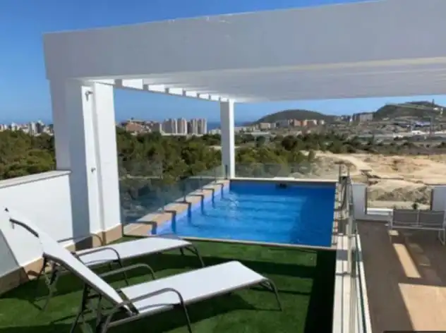 Piscina de Casa o xalet en venda en Málaga amb Aire condicionat, Jardí privat i Terrassa