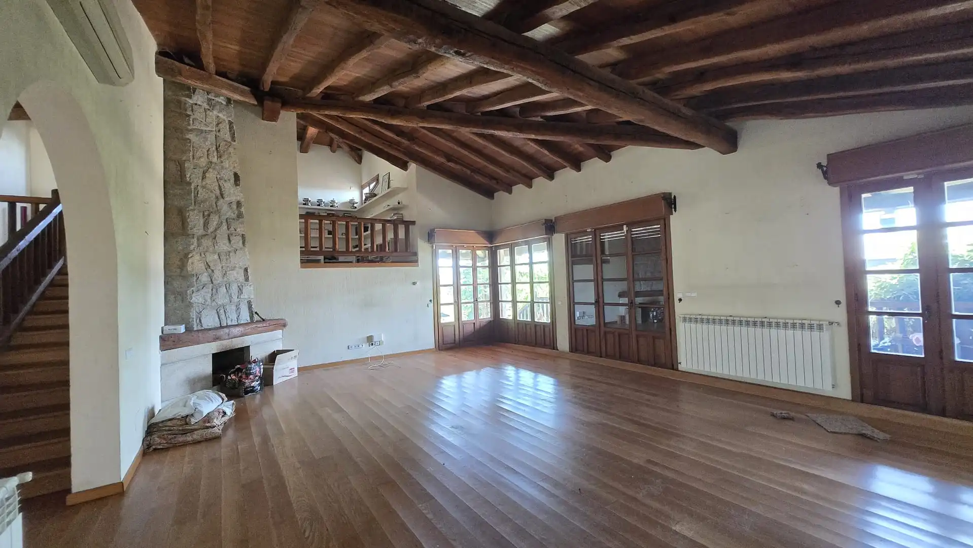 Sala de estar de Casa o chalet en venta en Torrelodones con Jardín privado y Piscina