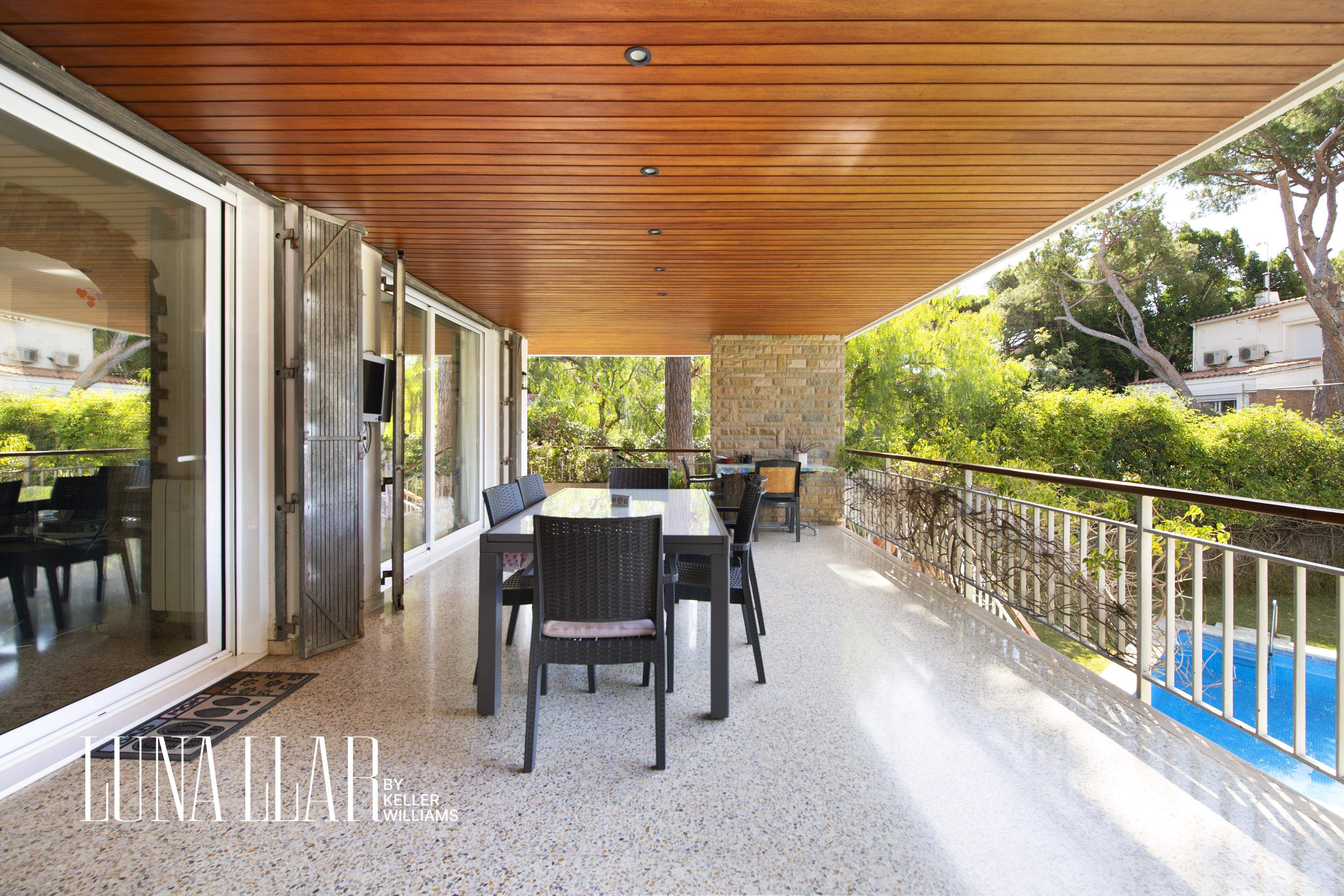 Terrace of House or chalet for sale in Castelldefels  with Air Conditioner, Heating and Private garden