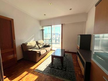 Apartament amb ascensor en venda a Couto