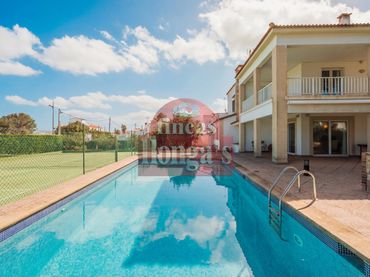 Villa con giardino in vendita a Ciutadella