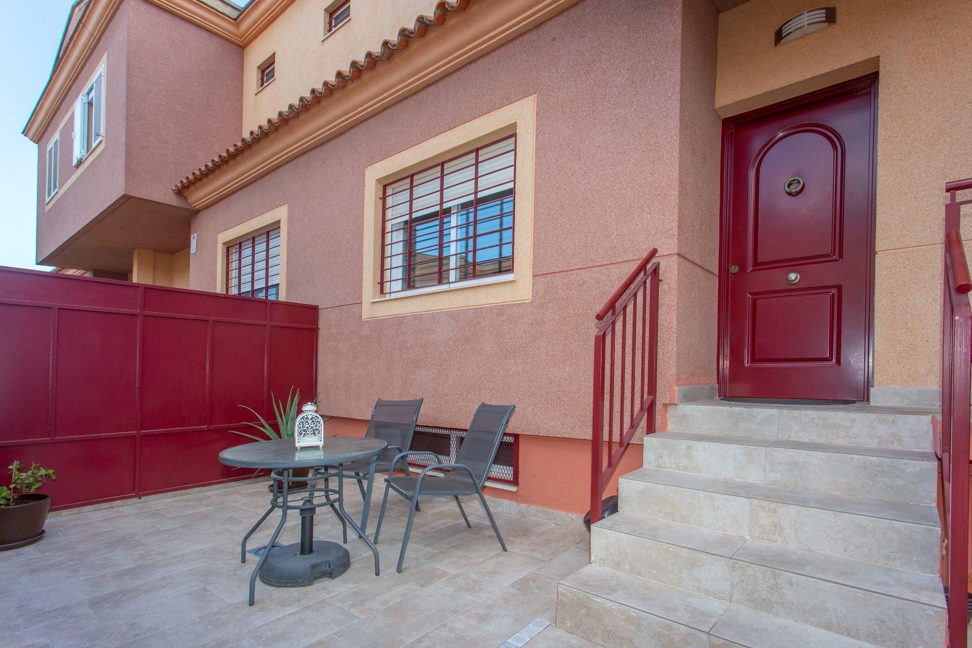 Exterior view of Single-family semi-detached for sale in Jerez de la Frontera  with Air Conditioner, Terrace and Balcony