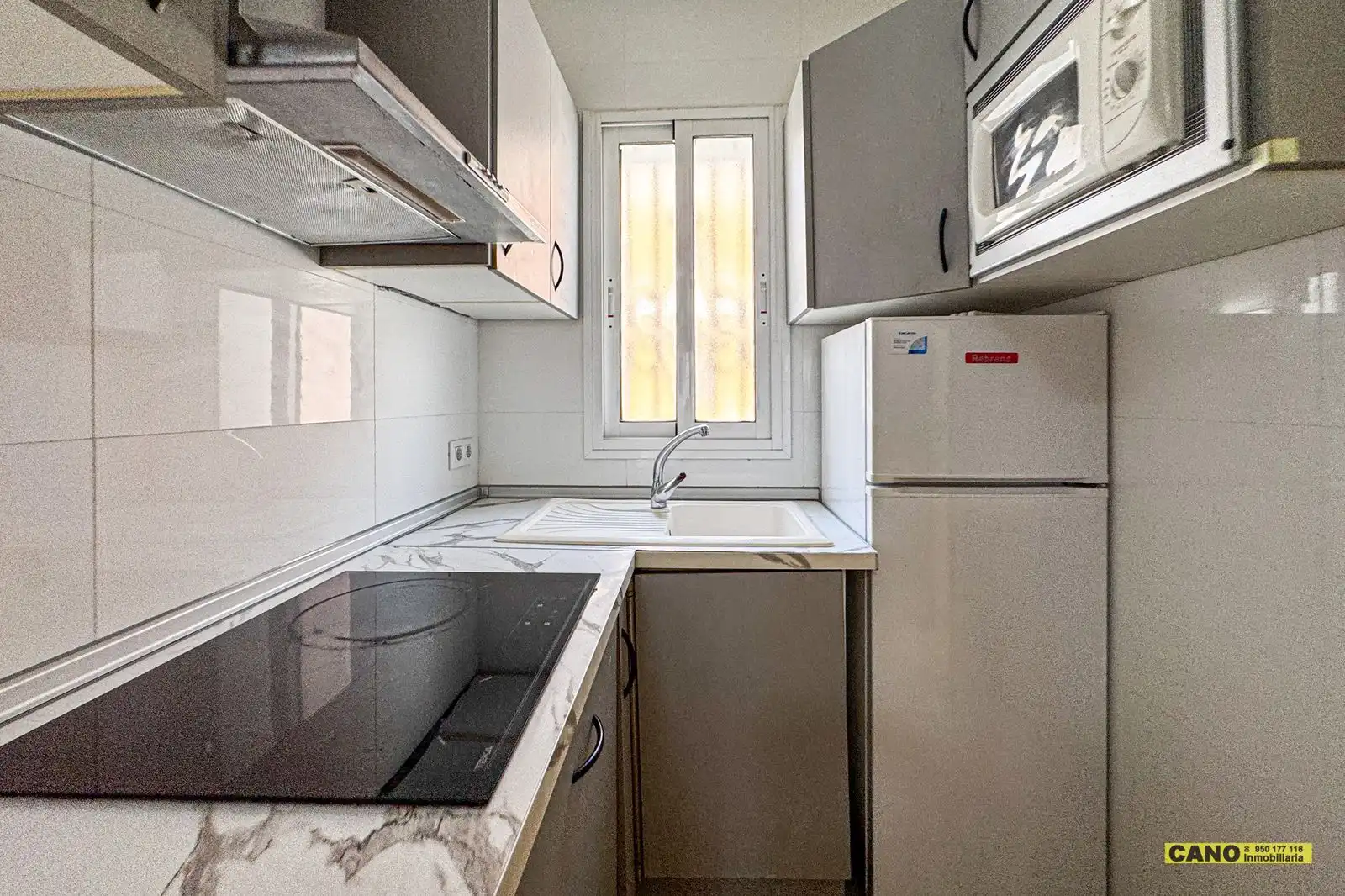 Kitchen of Flat for sale in Almería  with Air Conditioner and Heating