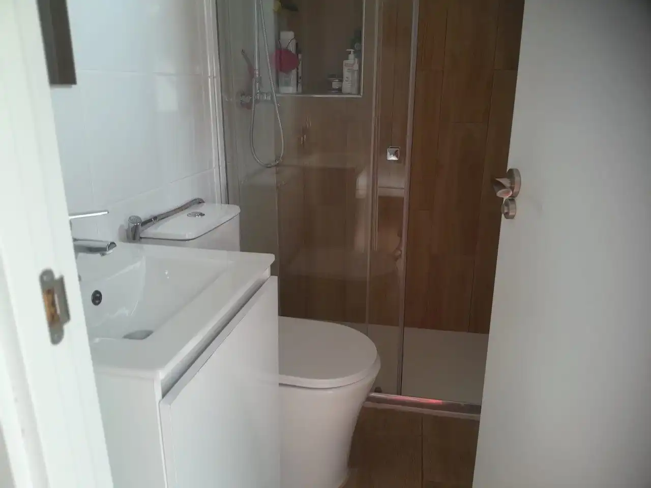 Baño de Piso en venta en Burjassot con Aire acondicionado, Calefacción y Jardín privado
