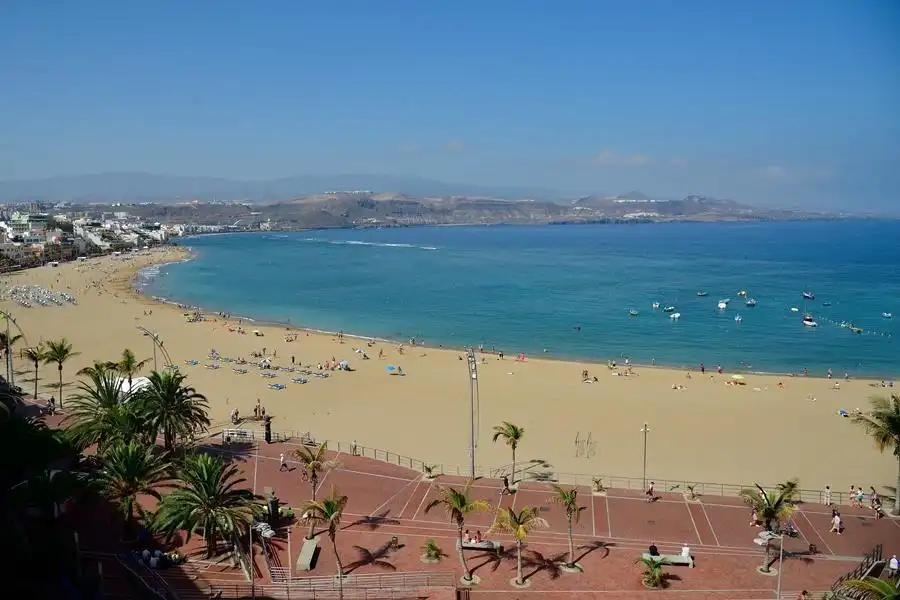 Vista exterior de Piso de alquiler en Las Palmas de Gran Canaria con Aire acondicionado, Parquet y Balcón