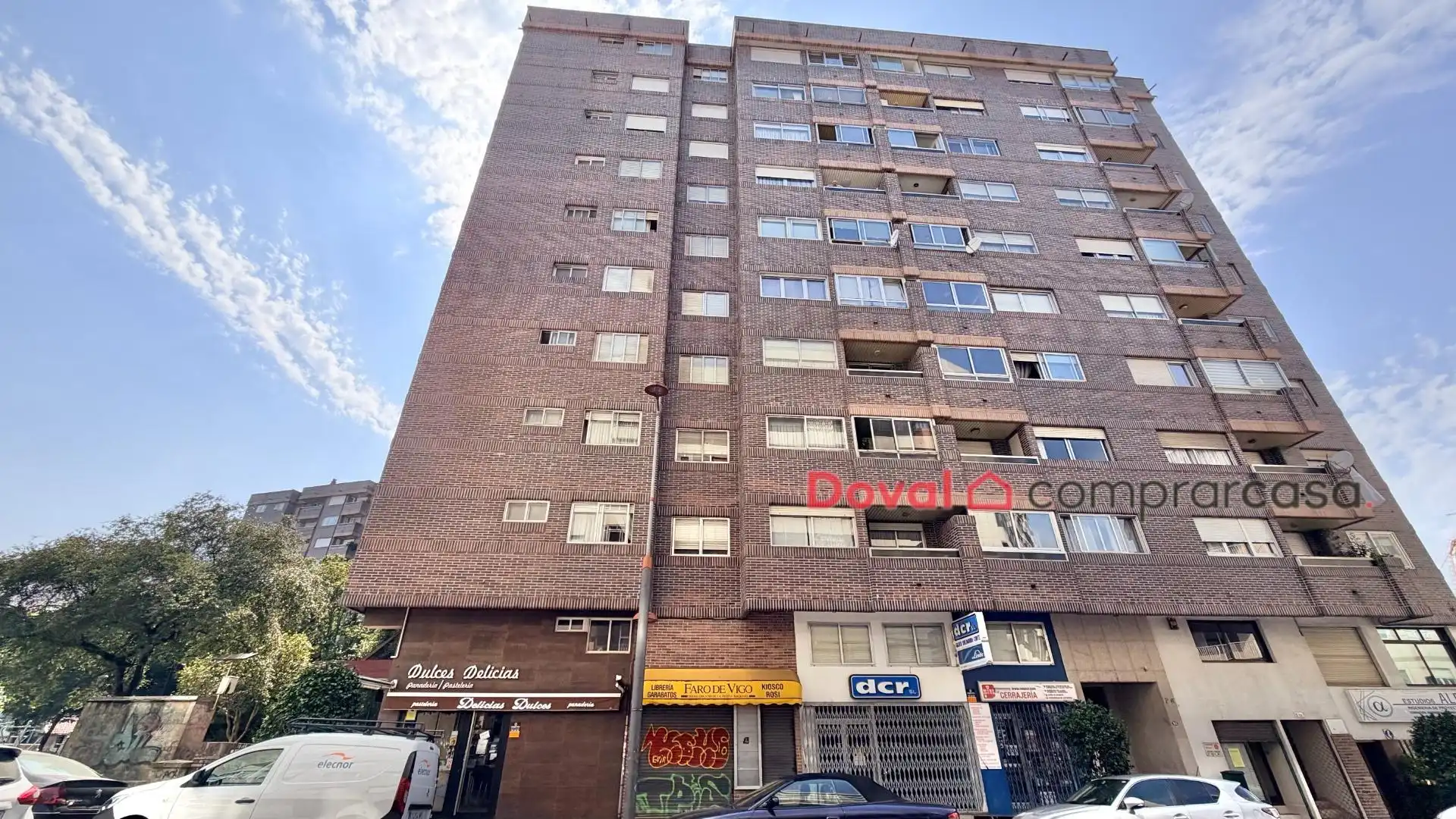 Vista exterior de Local en venta en Vigo 