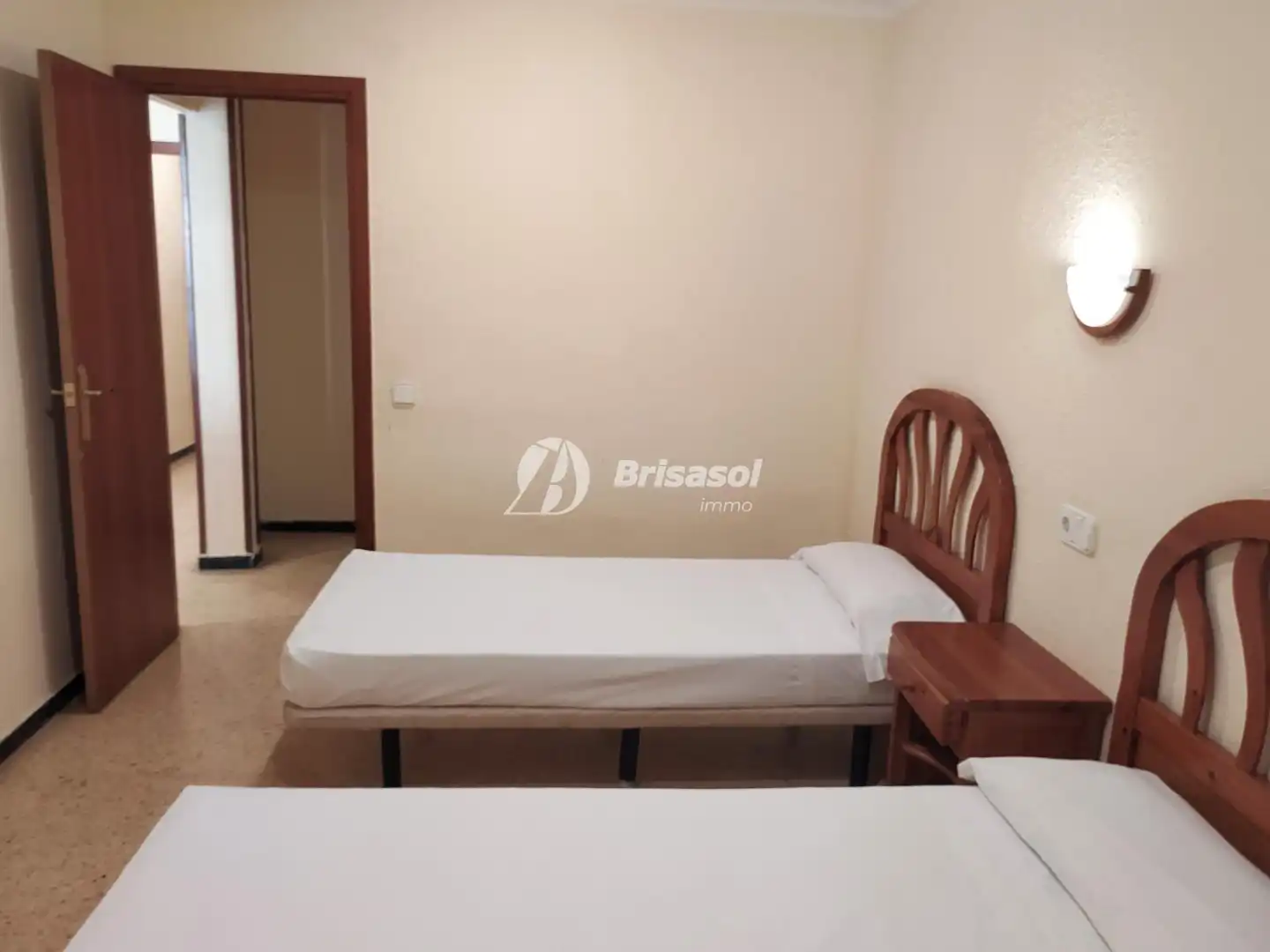 Dormitori de Apartament en venda en Salou amb Terrassa