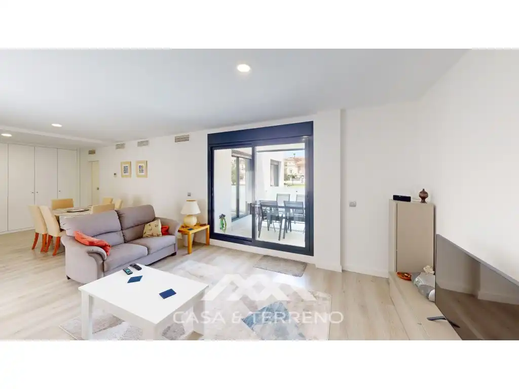 Dormitori de Apartament en venda en Vélez-Málaga amb Aire condicionat i Piscina comunitària