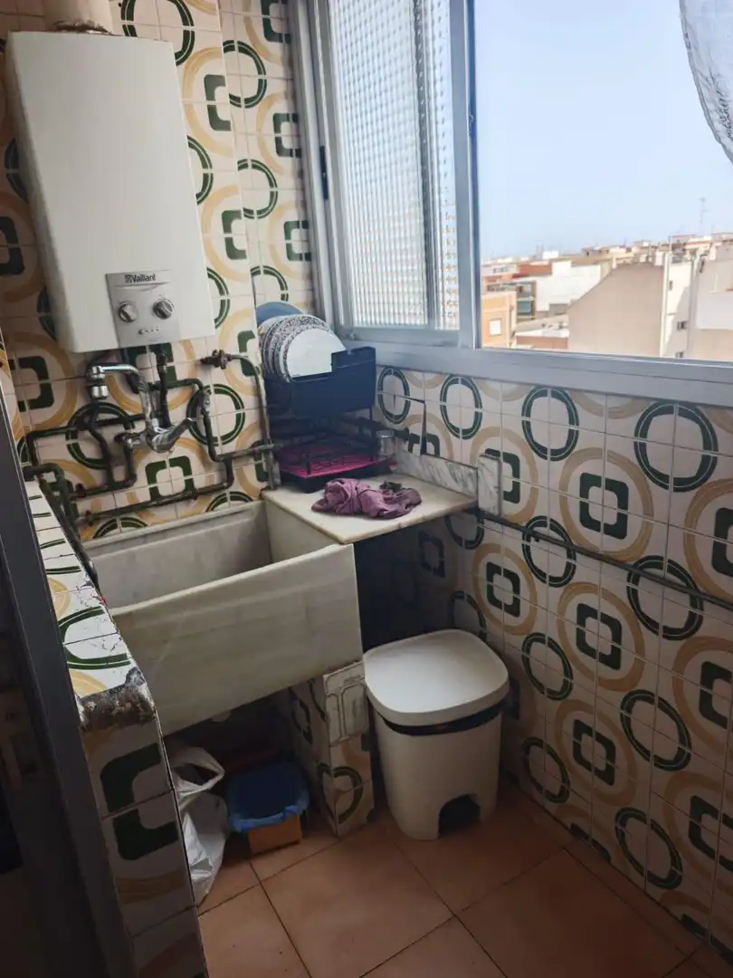 Bathroom of Flat for sale in Benetússer  with Air Conditioner and Balcony