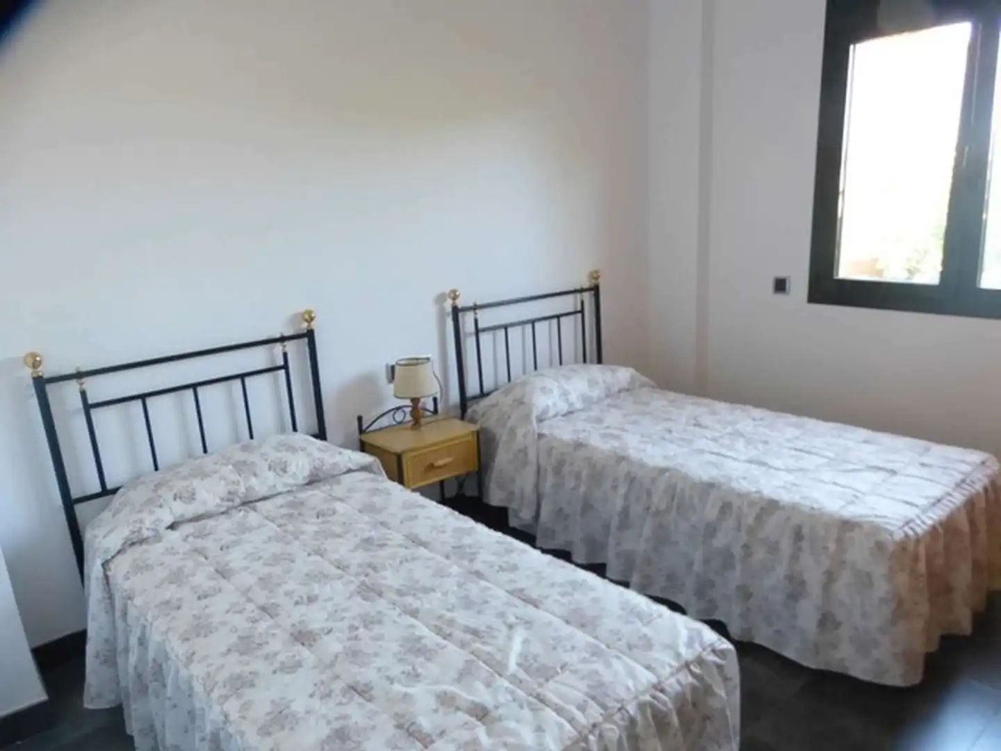 Dormitori de Casa o xalet en venda en L'Escala amb Aire condicionat, Calefacció i Piscina