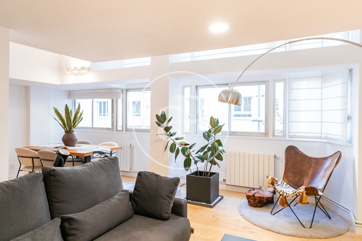 Sala d'estar de Dúplex en venda en  Barcelona Capital amb Aire condicionat, Calefacció i Traster