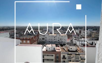 Exterior view of Attic for sale in  Huelva Capital  with Terrace and Balcony