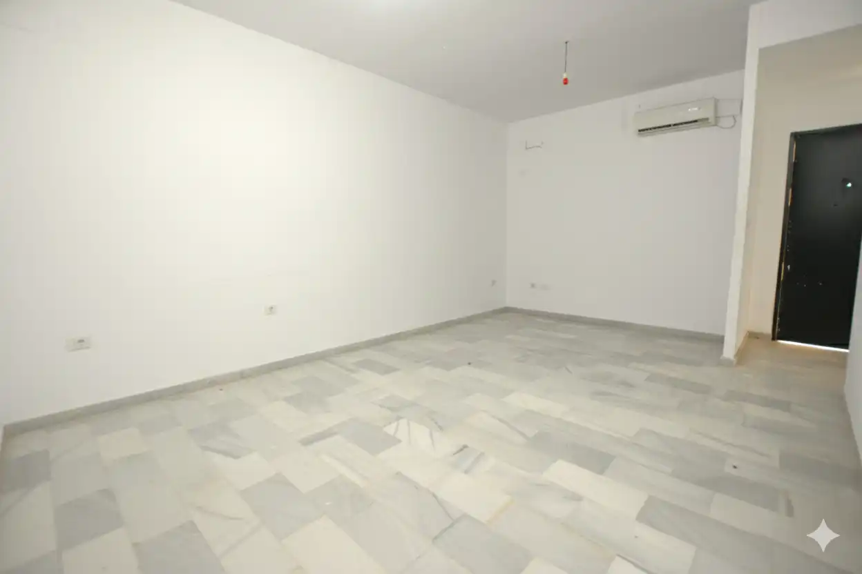 Casa adosada en venta en Pilas con Aire acondicionado