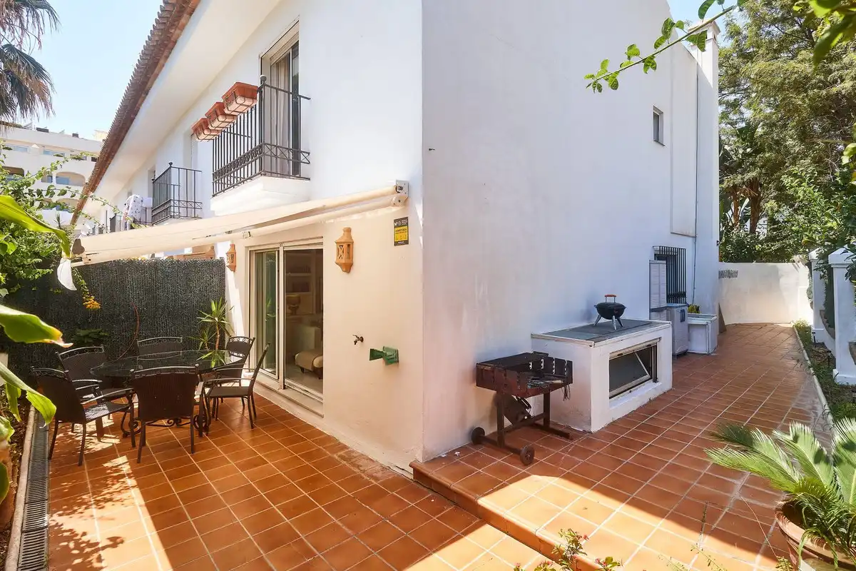 Terraza de Casa adosada en venta en Marbella con Aire acondicionado, Jardín privado y Terraza
