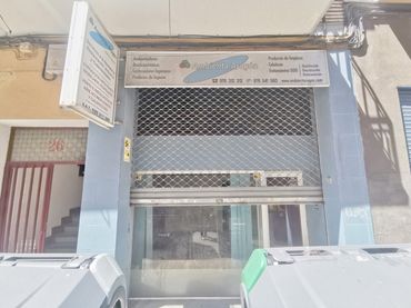 Local comercial en venda a Calle de Las Navas de Tolosa