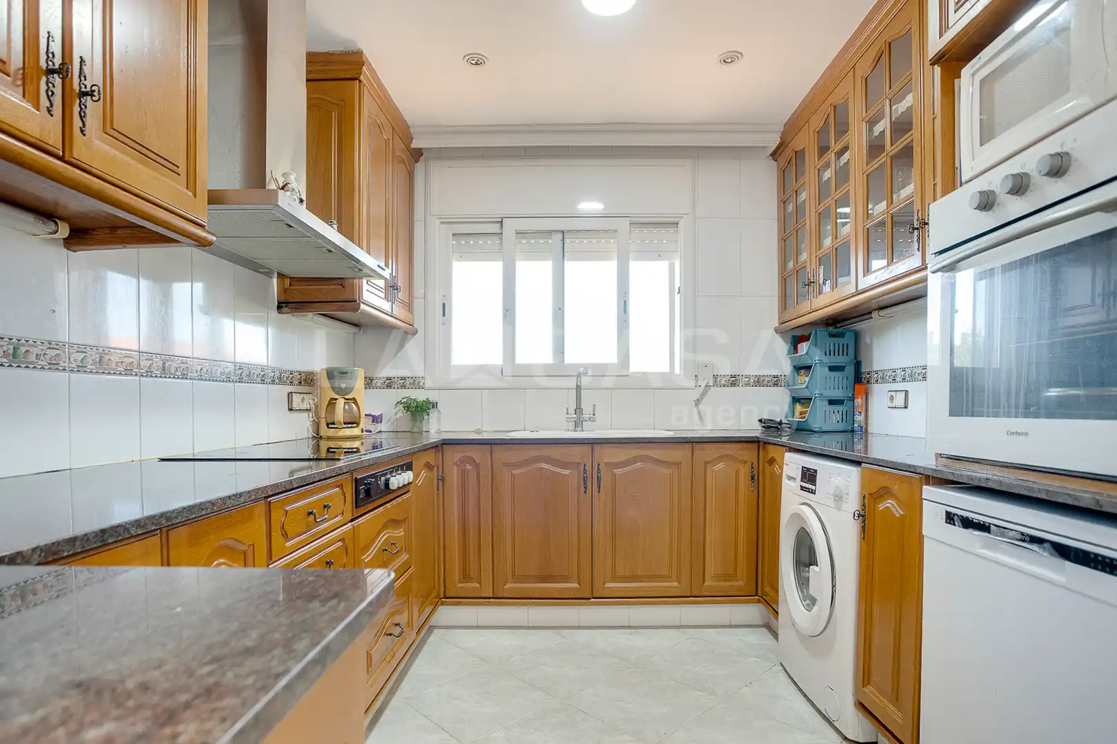 Cuina de Casa o xalet en venda en Santa Eulàlia de Ronçana amb Aire condicionat, Calefacció i Terrassa