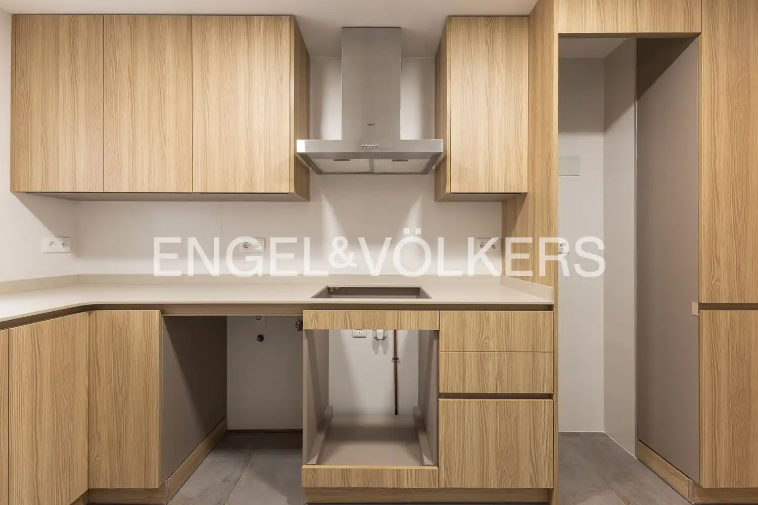 Cocina de Piso de alquiler en Valencia con Calefacción y Balcón