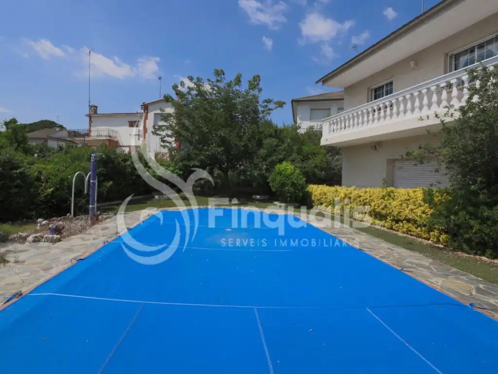 Piscina de Casa o xalet en venda en Lliçà d'Amunt