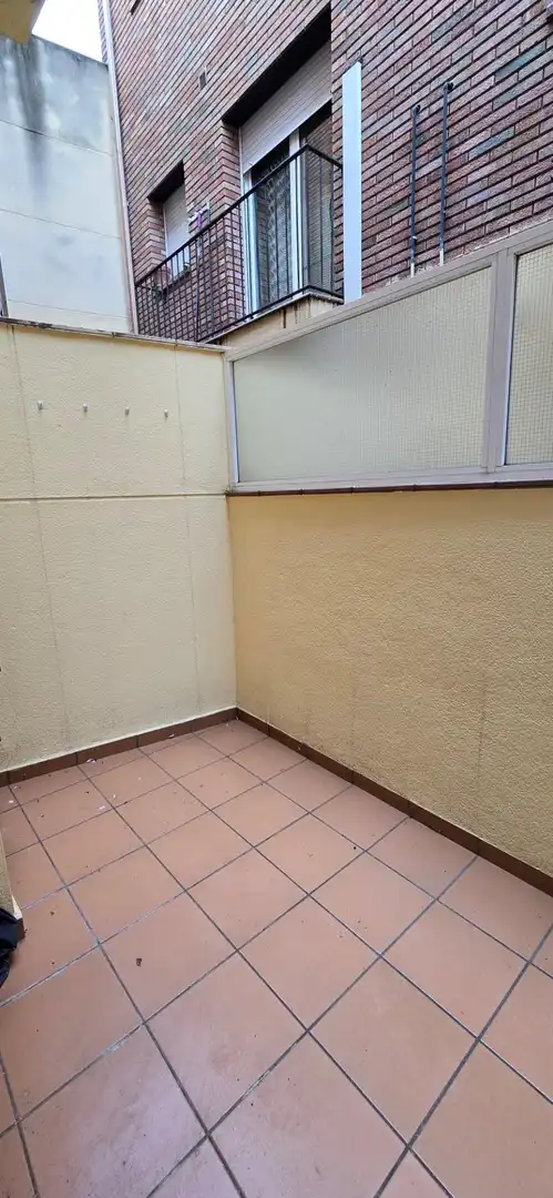 Terrasse von Einfamilien-Reihenhaus zum Verkauf in Santa Perpètua de Mogoda mit Klimaanlage, Heizung und Terrasse