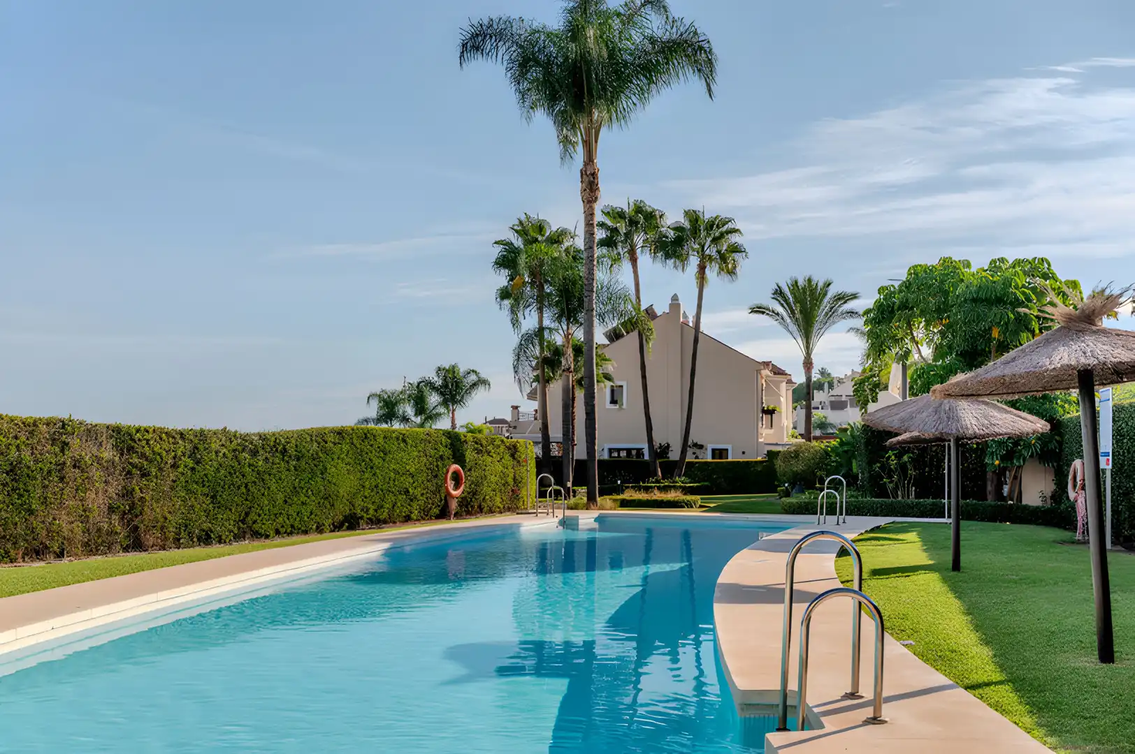 Casa a schiera con piscina in vendita a Estepona Pueblo, imagen 5