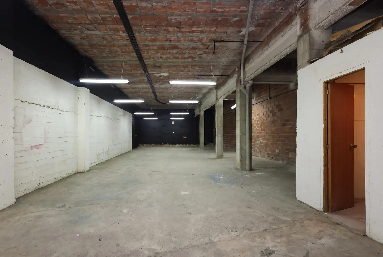 Local comercial en venda a Carrer GENIS SALA, imagen 2