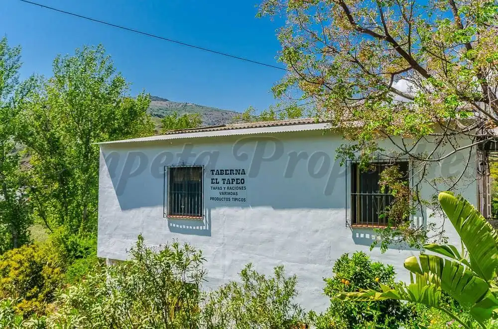Vista exterior de Local en venda en Árchez