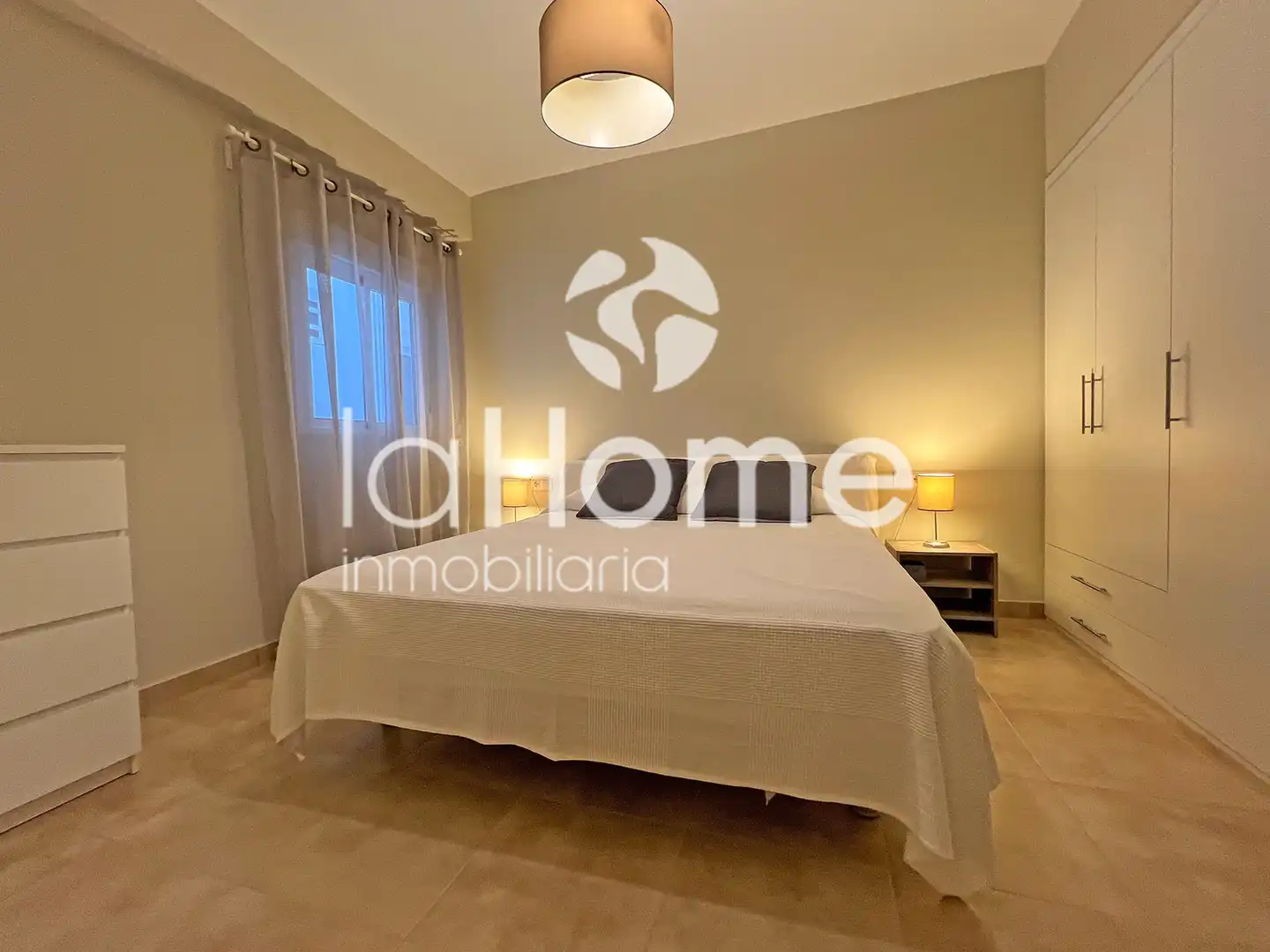 Exterior view of Flat for sale in Sueca  with Air Conditioner, Terrace and Furnished