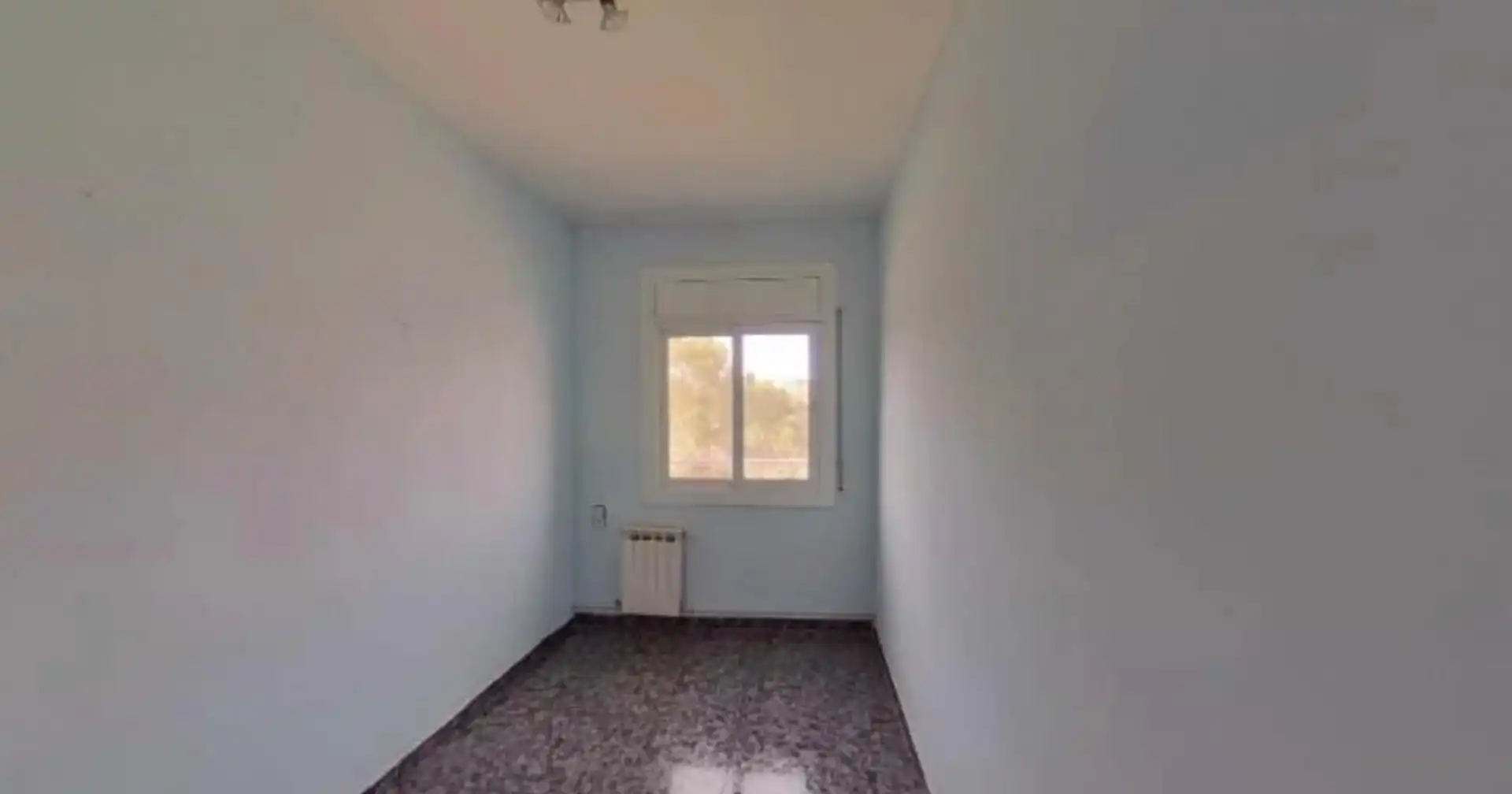 Habitación de Piso en venta en Sabadell con Balcón