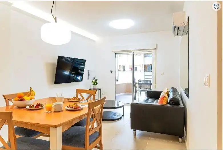 Sala d'estar de Pis en venda en Elche / Elx amb Aire condicionat, Jardí privat i Terrassa