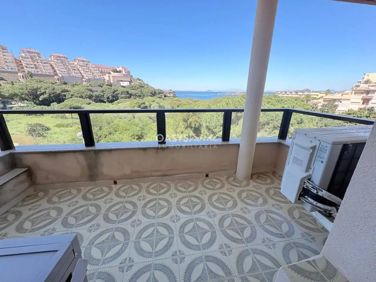 Terrasse von Wohnung zum Verkauf in La Manga del Mar Menor mit Terrasse und Gemeinschaftspool