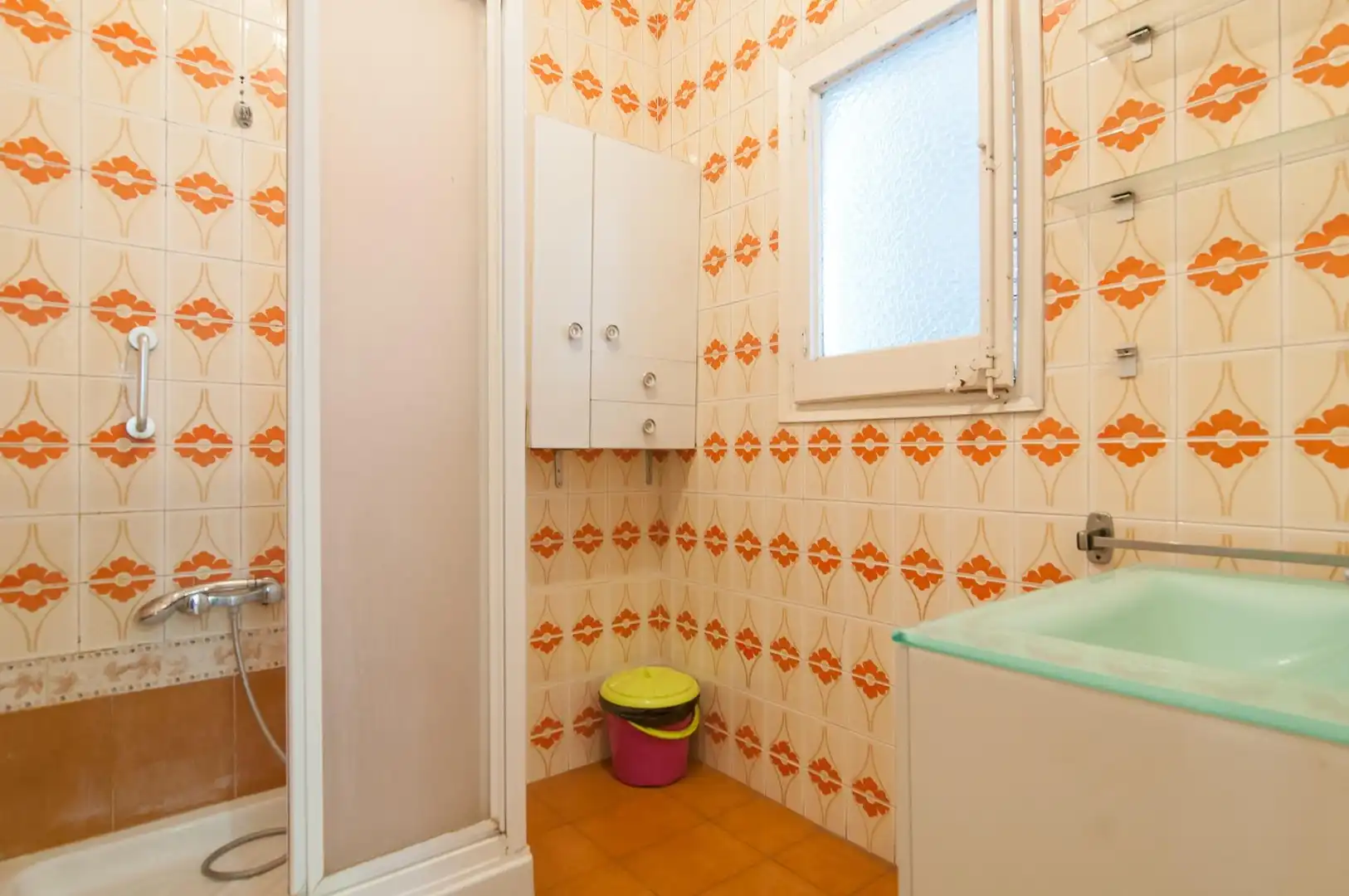 Badezimmer von Wohnungen zum Verkauf in Barcelona mit Terrasse und Abstellraum