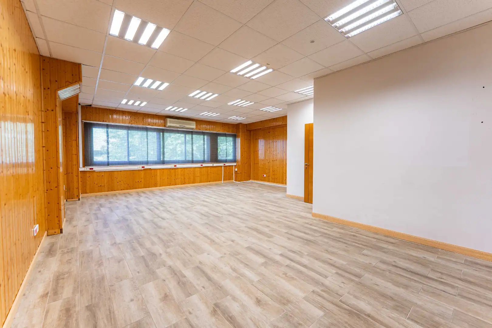 Nave industrial en venta en Arroyomolinos (Madrid)