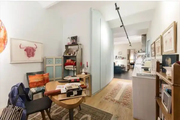 Schlafzimmer von Erdgeschoss zum Verkauf in Barcelona mit Klimaanlage, Heizung und Parkett