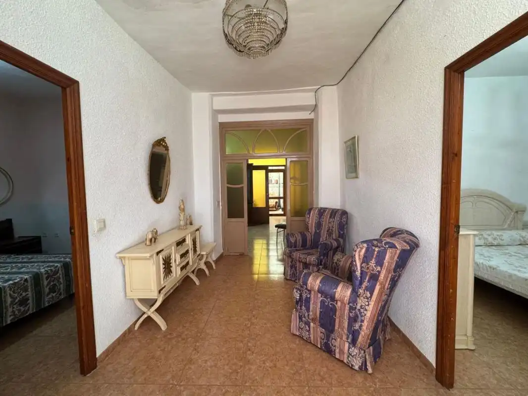 Casa adosada en venta en Ayora con Calefacción, Terraza y Trastero