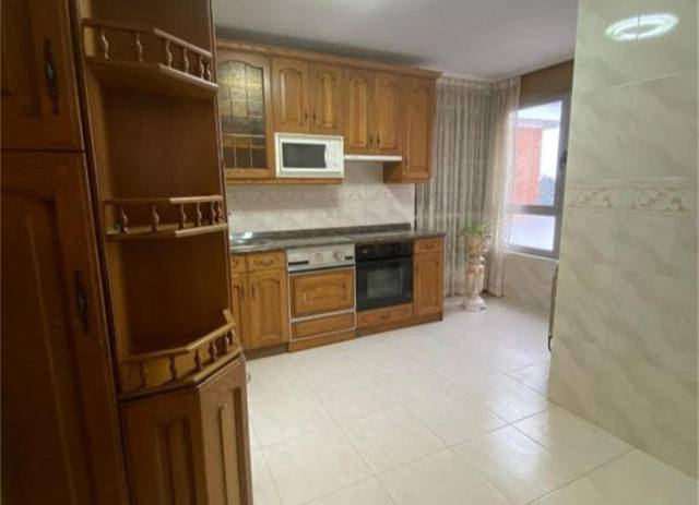 Piso en Venta en Medina de Pomar