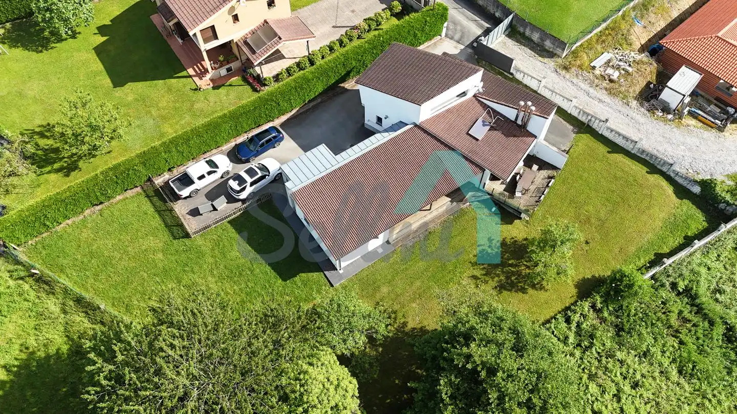 Exterior view of Houses for rent in Siero  with Heating, Parquet flooring and Terrace
