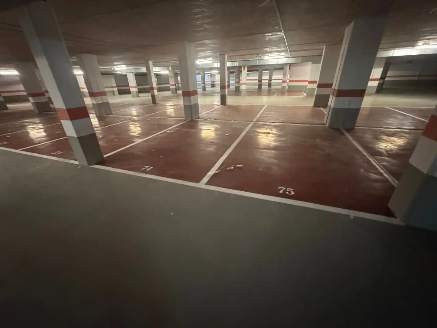 Parkplatz von Garage zum Verkauf in Burgos mit Alarm