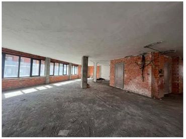 Business premises for sale in Avenida de la República Argentina