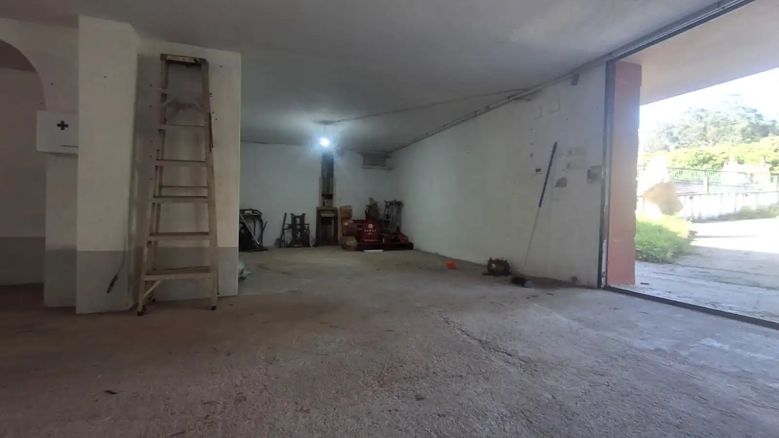 Casa o xalet en venda en Porto do Son amb Jardí privat, Terrassa i Traster