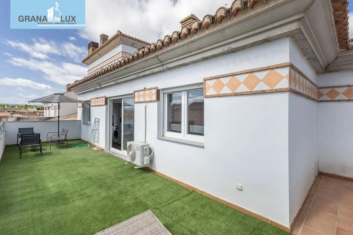 Attique avec ascenseur à vendre à Calle de Torrente Ballester, imagen 2