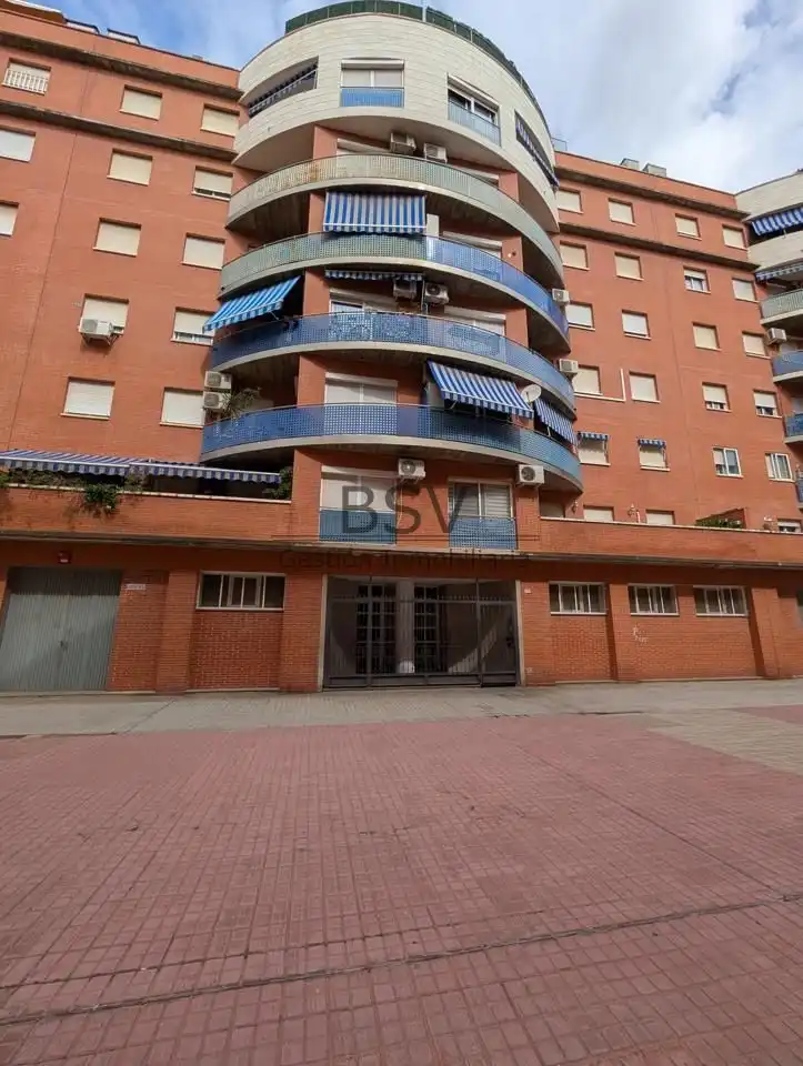 Vista exterior de Piso en venta en Alaquàs con Trastero