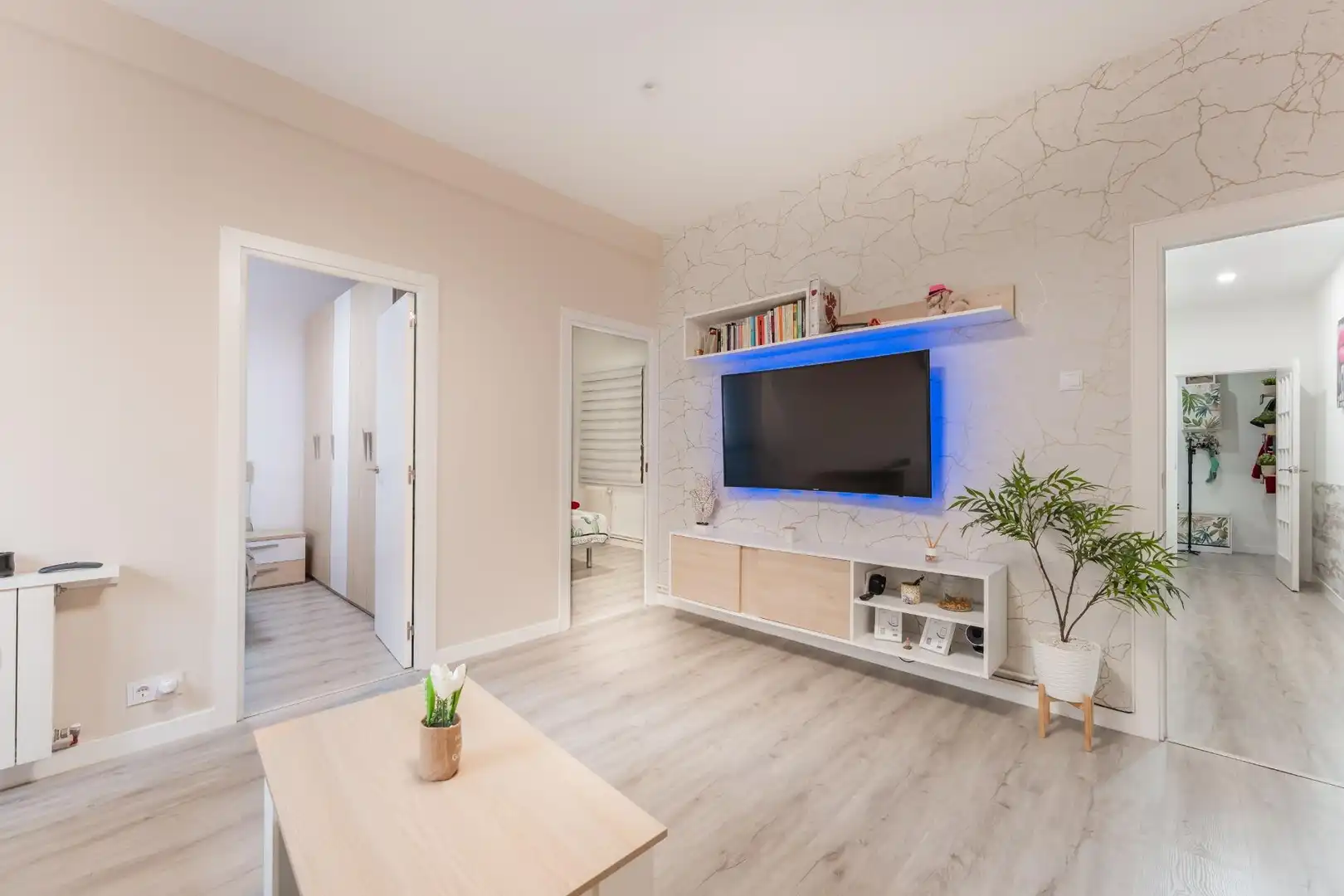 Sala d'estar de Planta baixa en venda en Canovelles amb Aire condicionat, Calefacció i Parquet