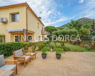 Exterior view of House or chalet for sale in Cabrils  with Air Conditioner and Terrace