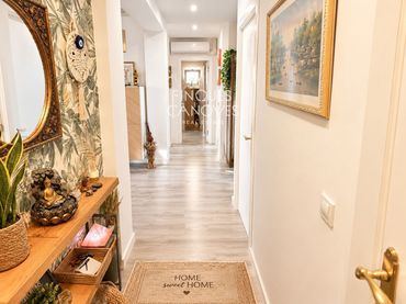 Appartamento con balcone in vendita a ANSELM CLAVE