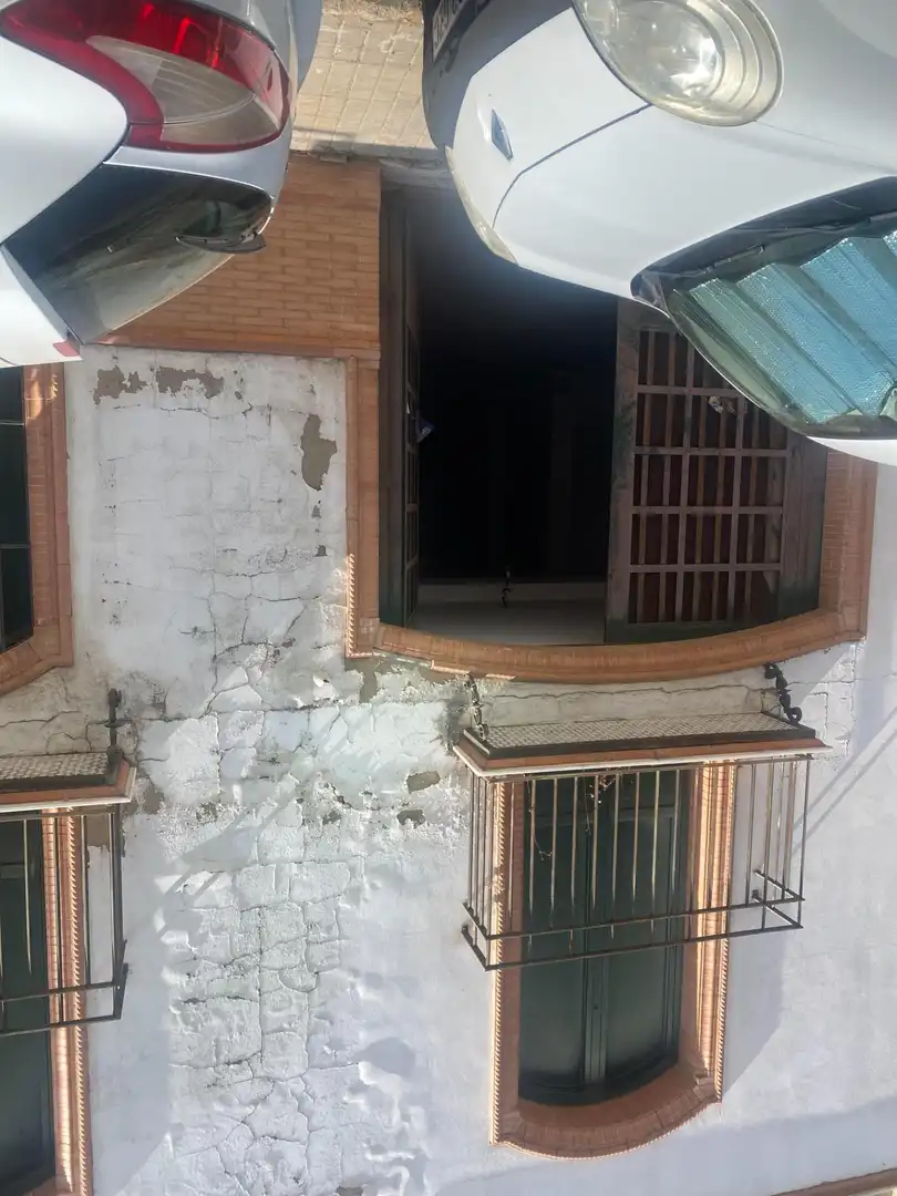 Casa adosada en venda en Coria del Río amb Jardí privat