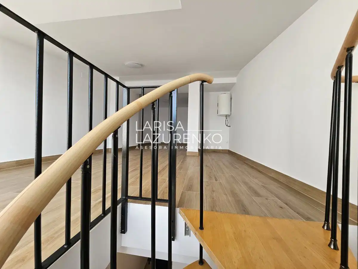 Dúplex en venta en L'Aldea con Terraza y Balcón